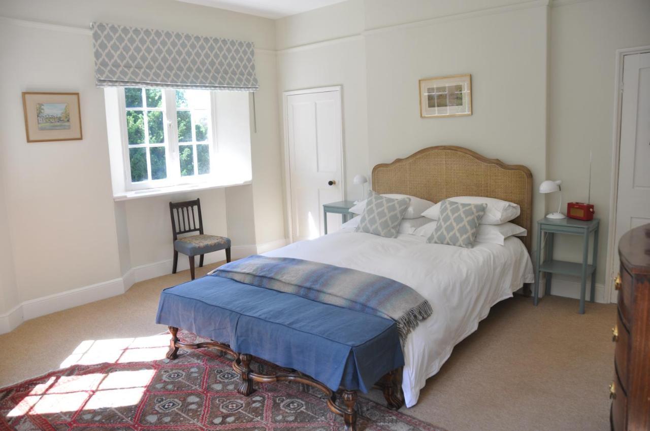 Chillingham Manor Hotel ภายนอก รูปภาพ