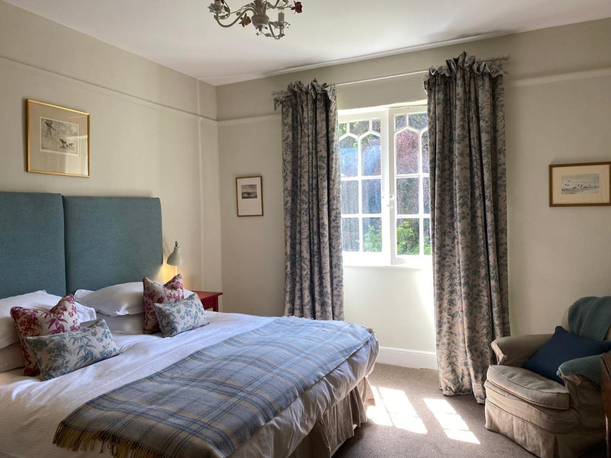 Chillingham Manor Hotel ภายนอก รูปภาพ