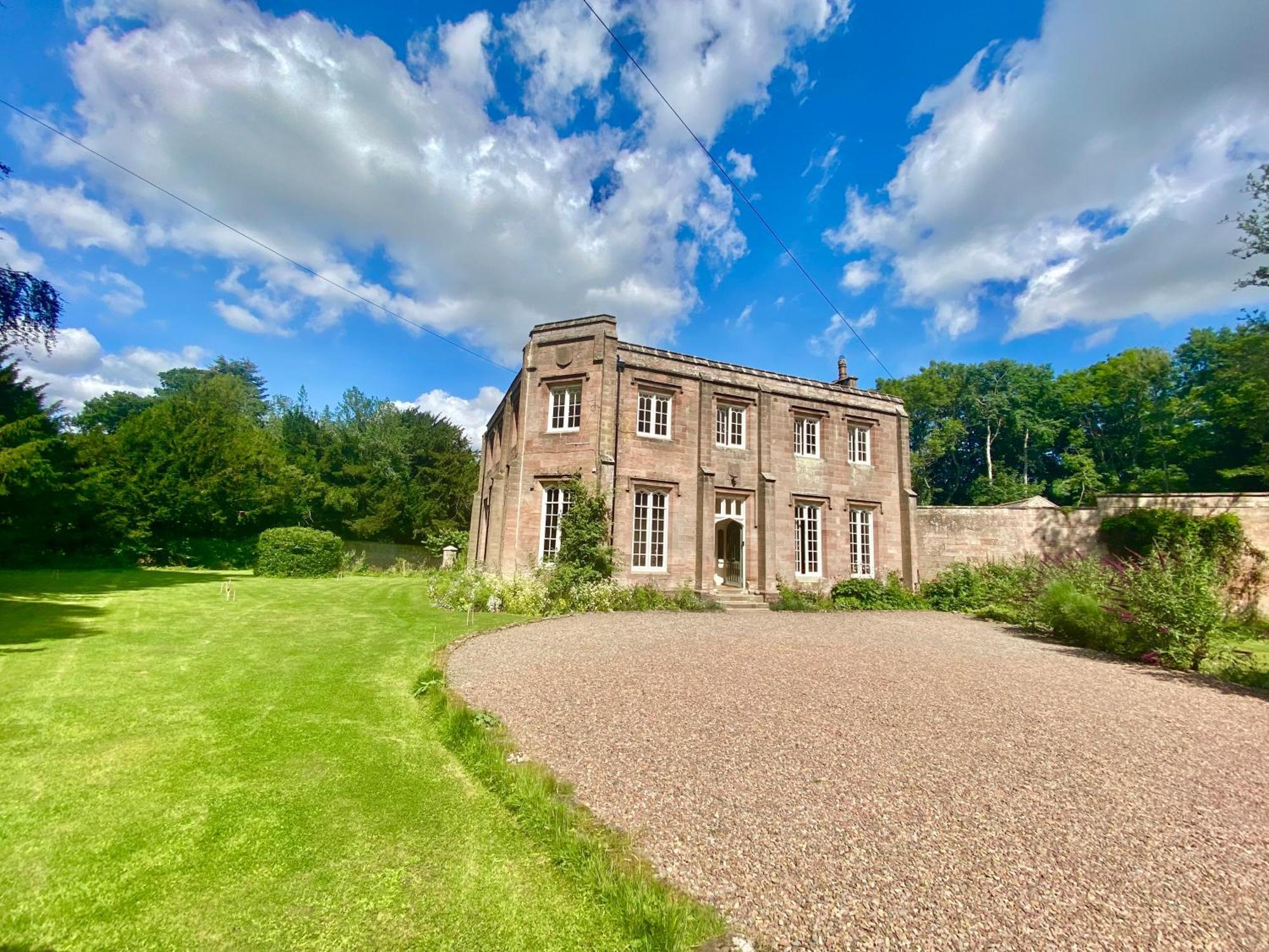 Chillingham Manor Hotel ภายนอก รูปภาพ